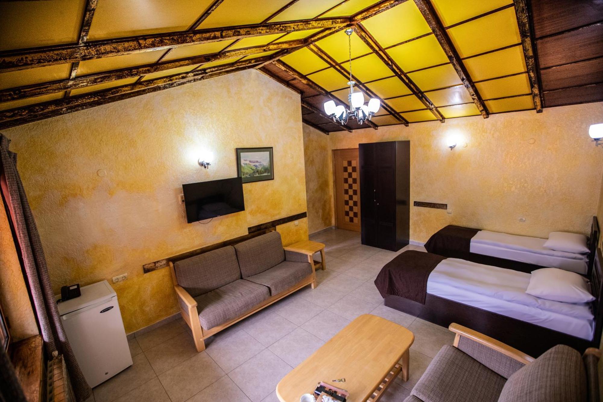 Haghartsin Hotel And Restaurant ديليجان المظهر الخارجي الصورة